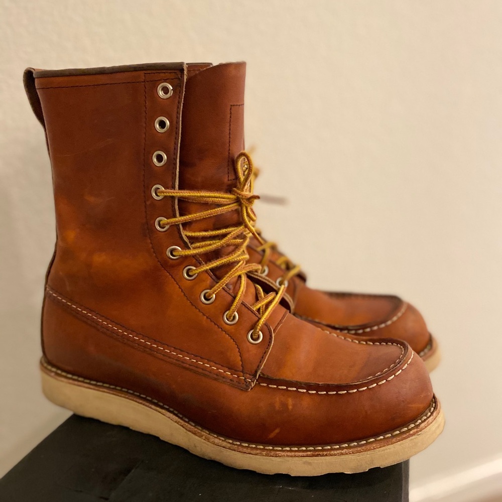 Red Wing 877 Heritage Men’s Moc 8” Boot Size 9D